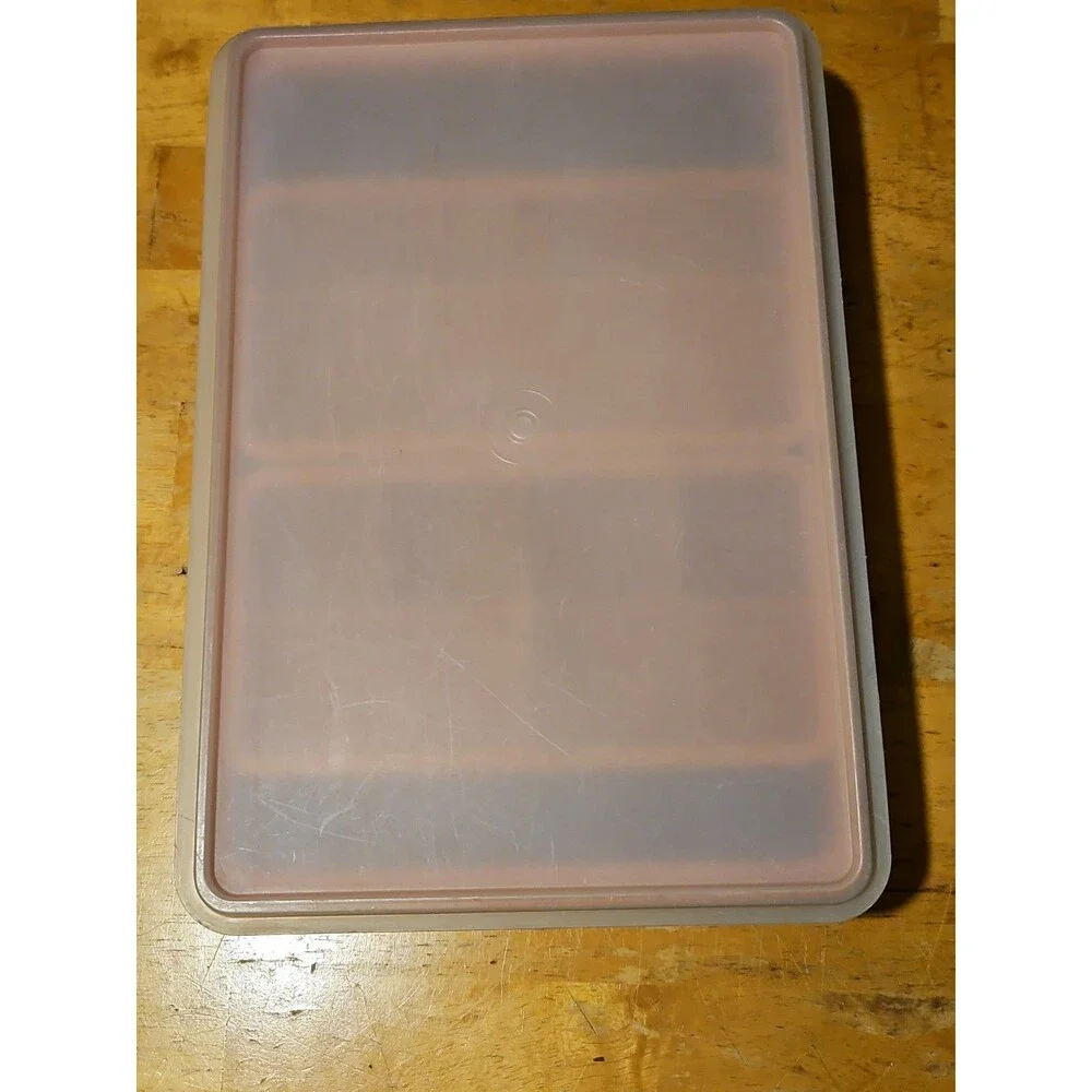 Tupperware excellent few